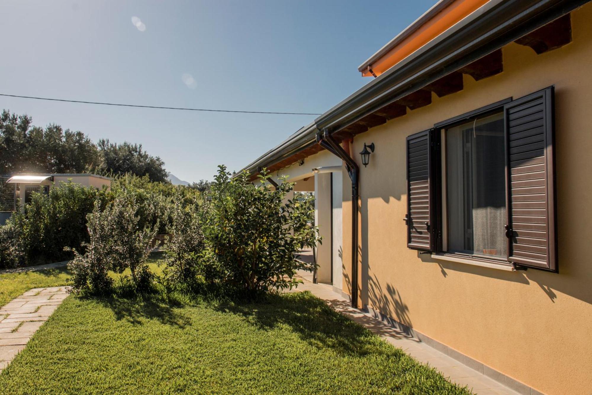 Villa Con Piscina Casale Di Gio Nel Golfo Di Castellammare Partinico Eksteriør billede