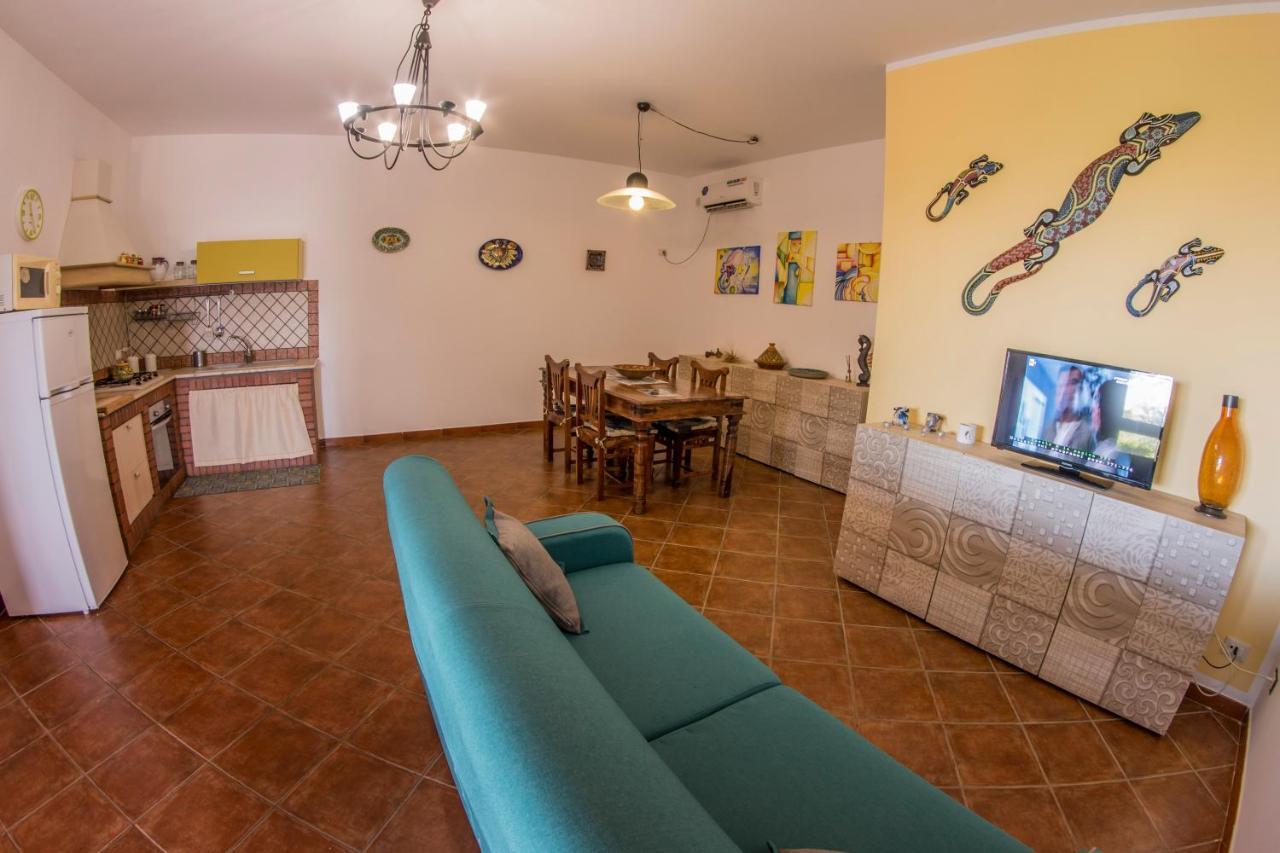 Villa Con Piscina Casale Di Gio Nel Golfo Di Castellammare Partinico Eksteriør billede